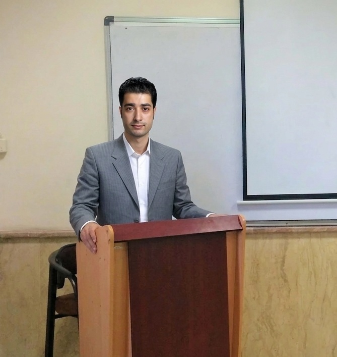 Kaveh Parast